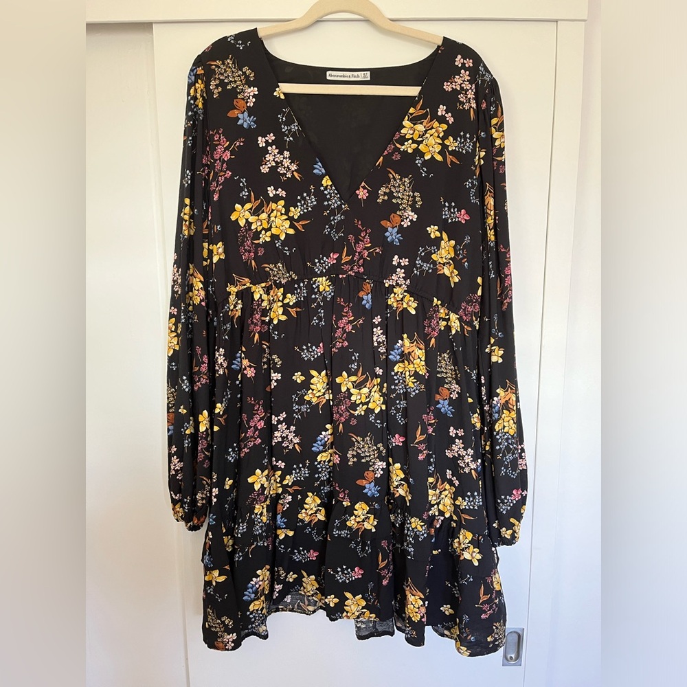 Abercrombie Long Sleeve Mini V Neck Floral Dress XLT
